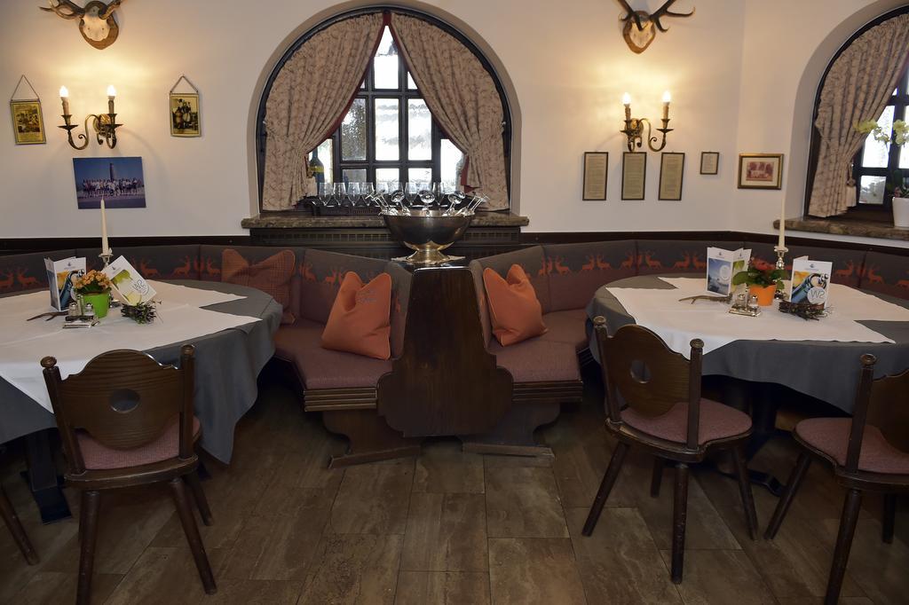 Seehotel Schwan Гмунден Экстерьер фото