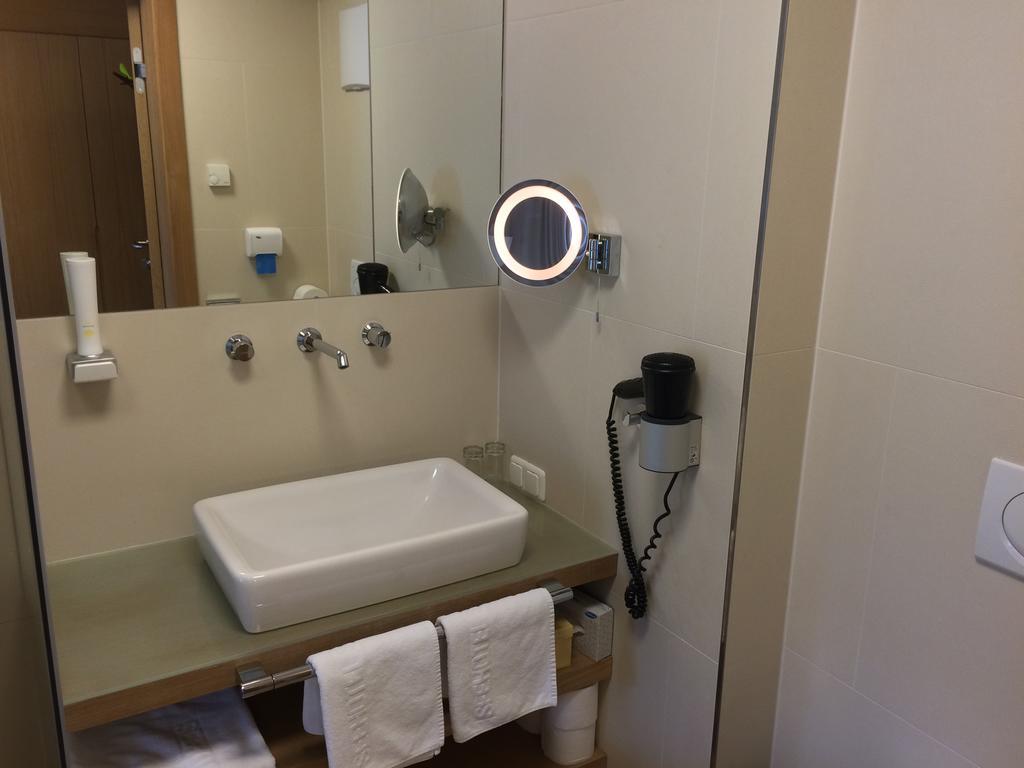 Seehotel Schwan Гмунден Экстерьер фото